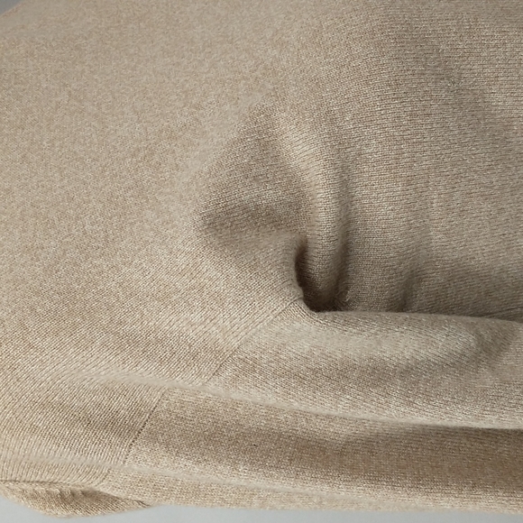 Soft Cashmere Turtleneck Neutral Beige Heather Natural Tan Quality Mid Thickness - Picture 4 of 11